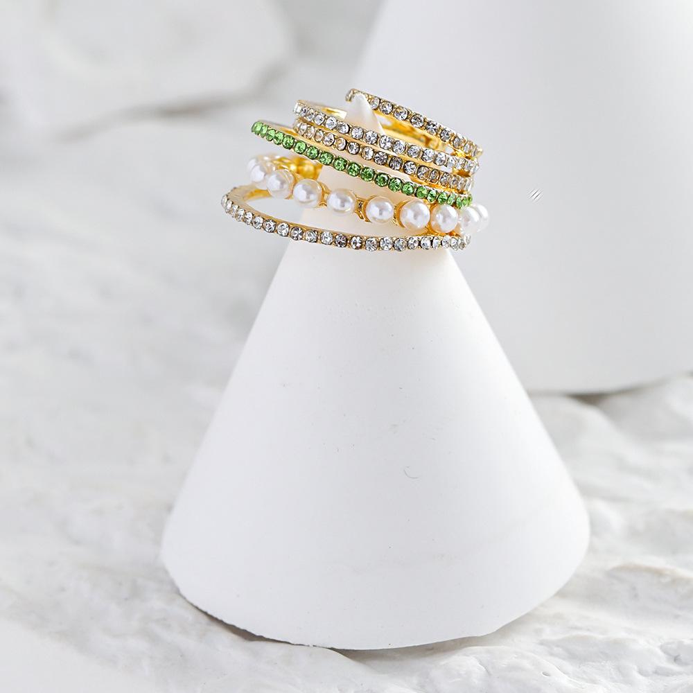 

Уникальные серьги-веера неправильной геометрической формы в ярких летних цветах зелёный