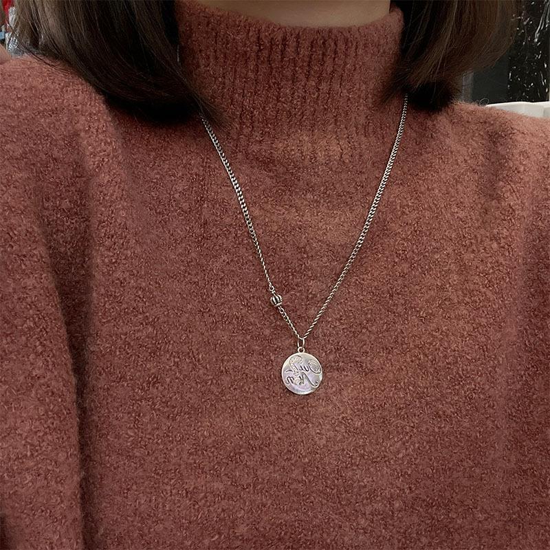 Simple Diamond-Encrusted Letter Round Brand Necklace Female Personality Retro Niche Design Wind Trend Jewelry
