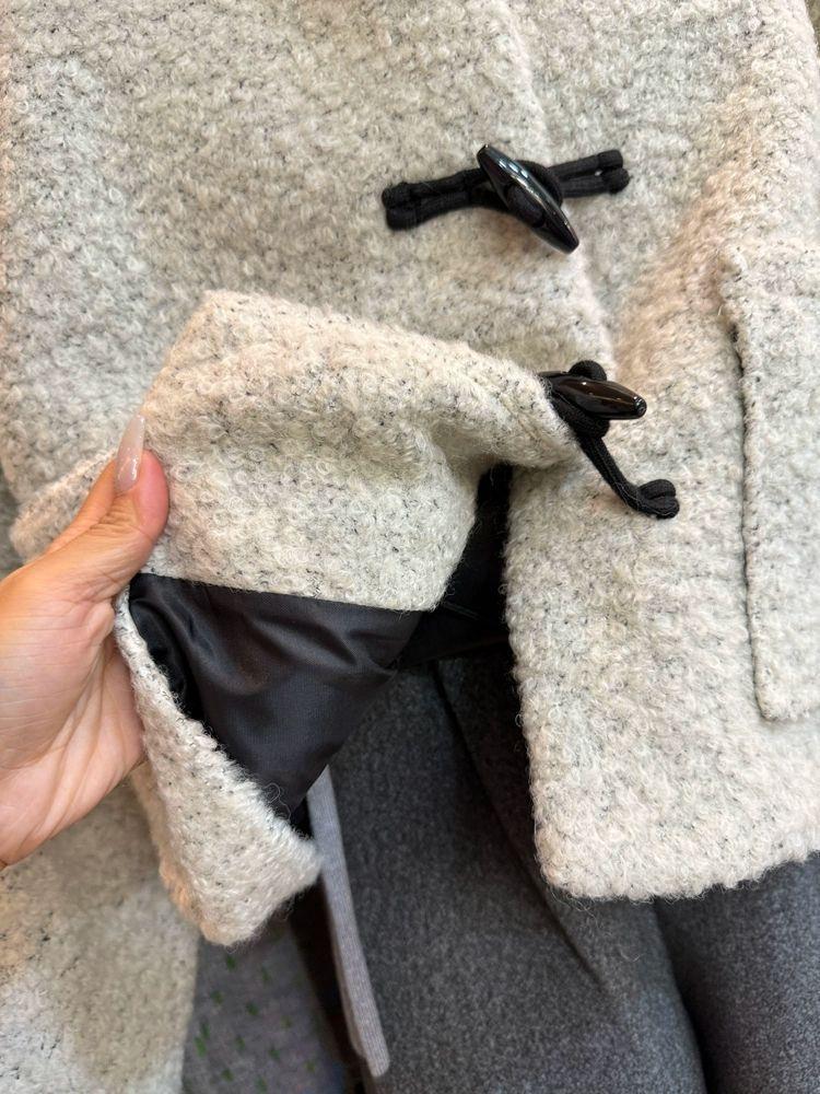 Korean Style Quilted Woolen Hooded Coat with Horn Buttons - Versatile Winter Wear