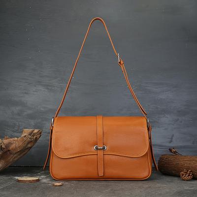 Genuine Leather Women's Bag Retro Cowhide Messenger Bag, Niche Commuting High-end Feel Large-capacity Underarm Bag
