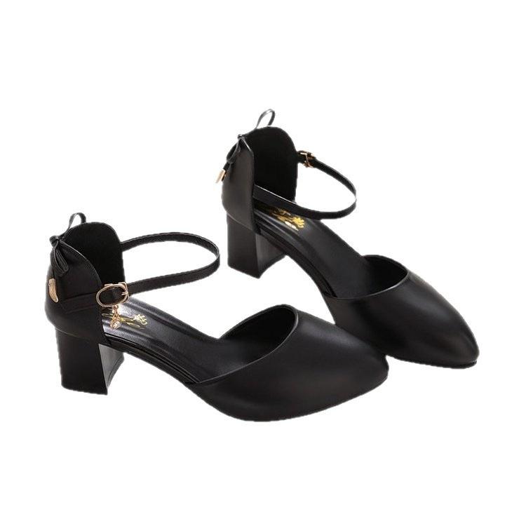 Chaussures baotou à talons hauts talon épais nouvelles sandales d'été à un bouton bout pointu talon moyen chaussures simples