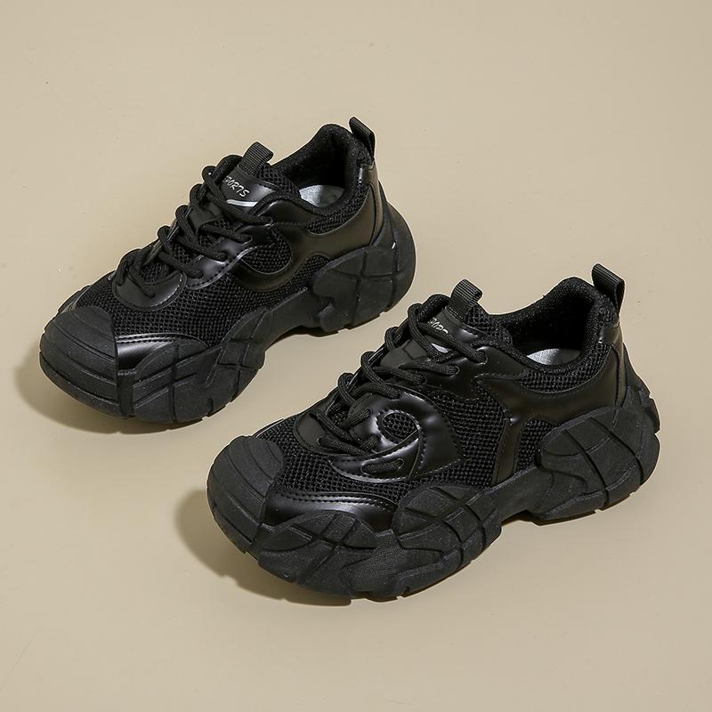 2026 Fashion Dad Shoes Women Outdoor Sneakers Spring Autumn Breathable New Thick Sole Comfortable Sneakers Lace Up Casual Shoes