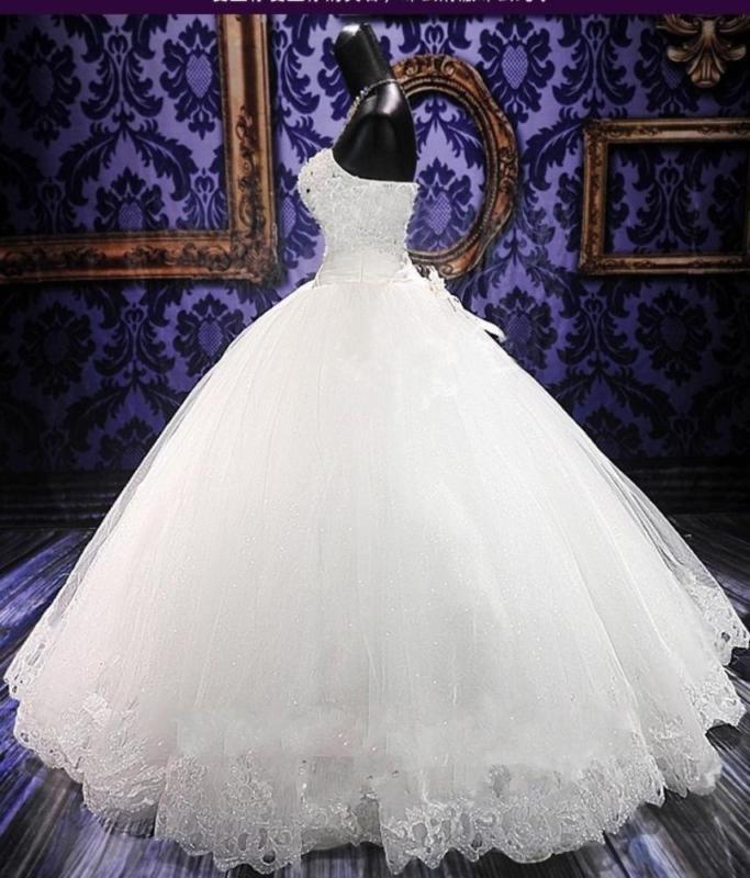 Herzförmiges, mit Silber gefüttertes, a-Linien-Brautkleid mit Schleife und bezaubernder Knopfleiste zum Schnüren