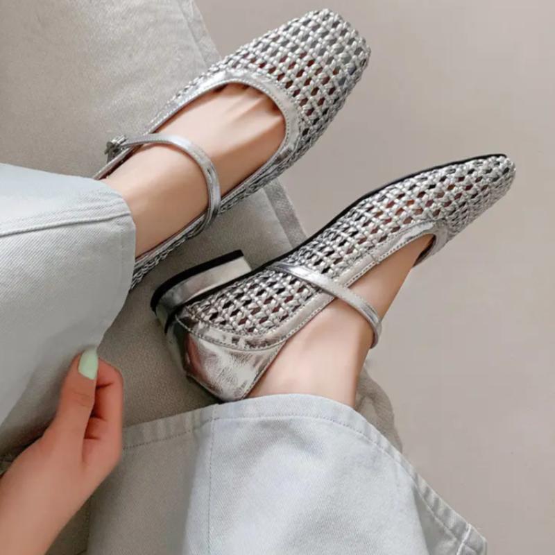 Summer New Woven Flat Shoes for Women Square Toe Shoes Casual Hollow Cool Sandals Multifunctional Sandals for Women
