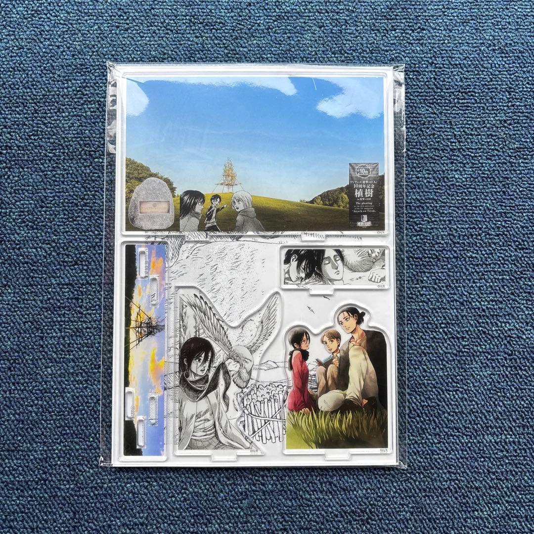 Used Attack on Titan Hita Acrylic Stand Diorama Acrylic Stand Memorial Unopened
