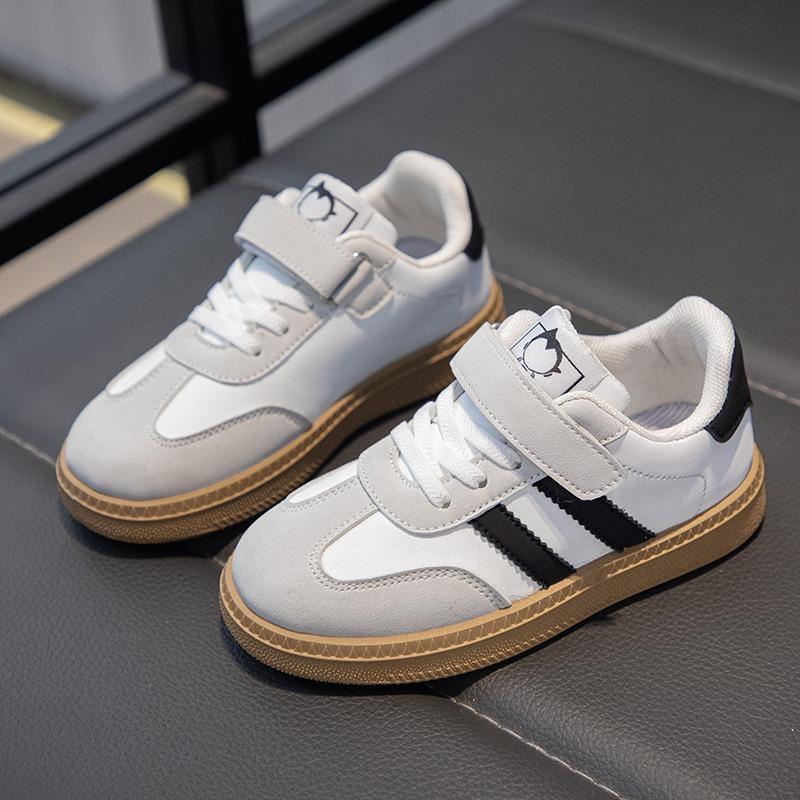 Children's Sports Shoes Spring and Autumn New Boys' Versatile Non-slip Breathable Student Board Shoes Children's Soft-soled German Training Shoes