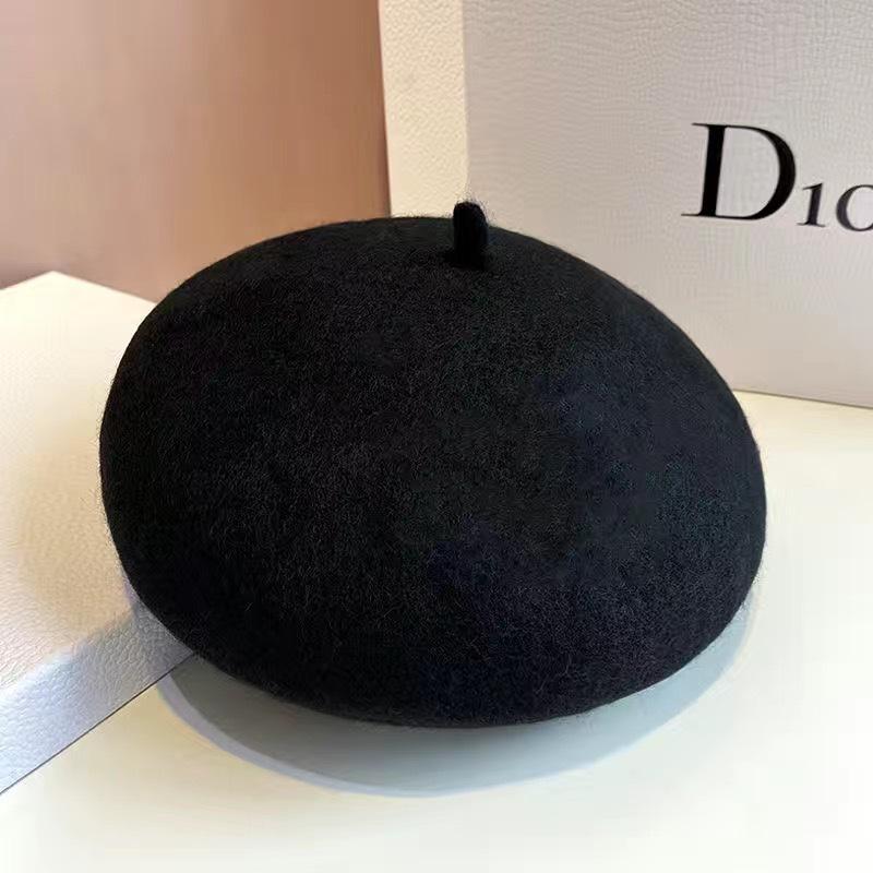 

Casual literary and artistic painter thickened three-dimensional wool Bere retro hat bud hat autumn and winter hat shows small face