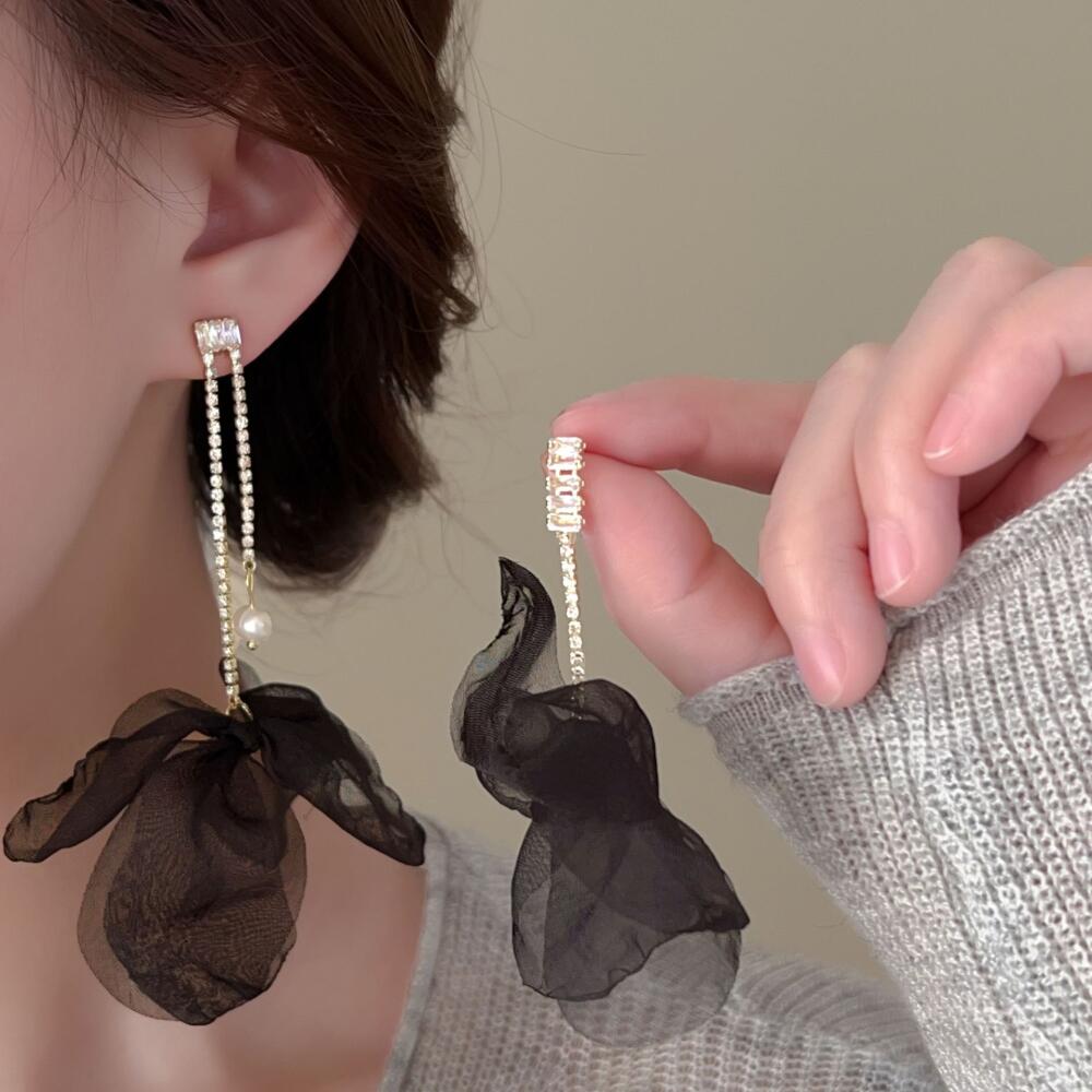 Fashion Flower Zircon Pearl Earrings for Women Exquisite Long Tassel Earrings Summer Seaside Vacation Jewelry Accessories