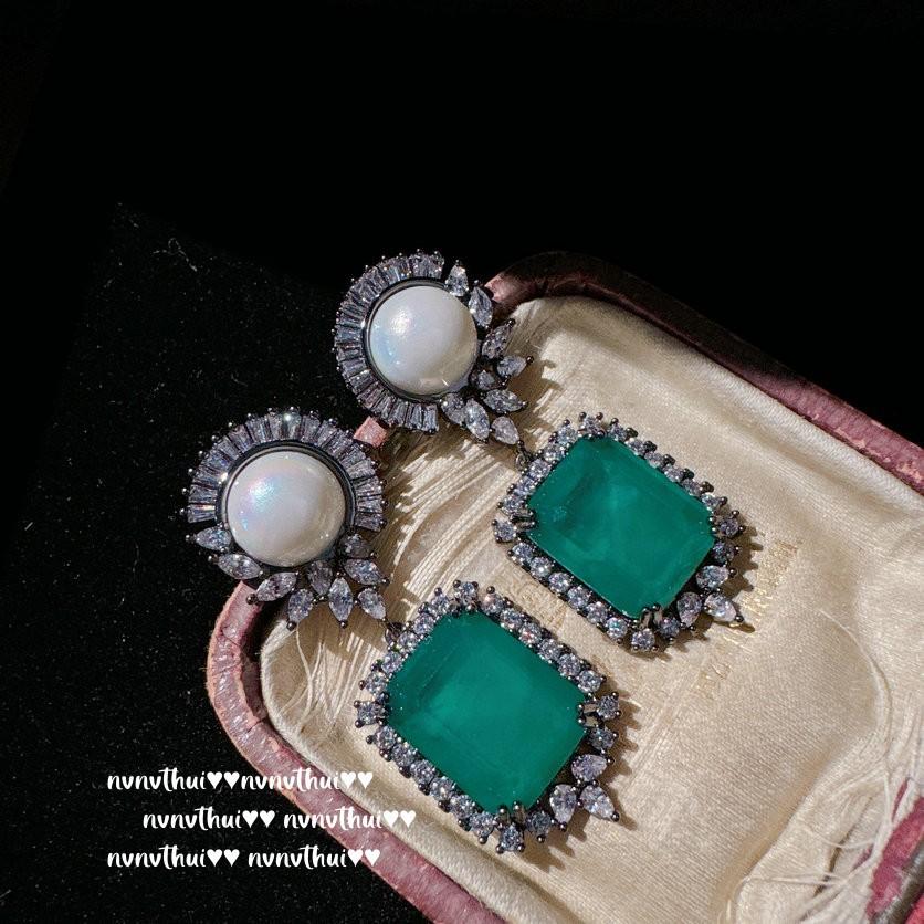 Broche de flecos de gema de loro Sotheby's Vintage Chapado en oro de 18 quilates, Pendientes de circonita y perla de lujo Parra