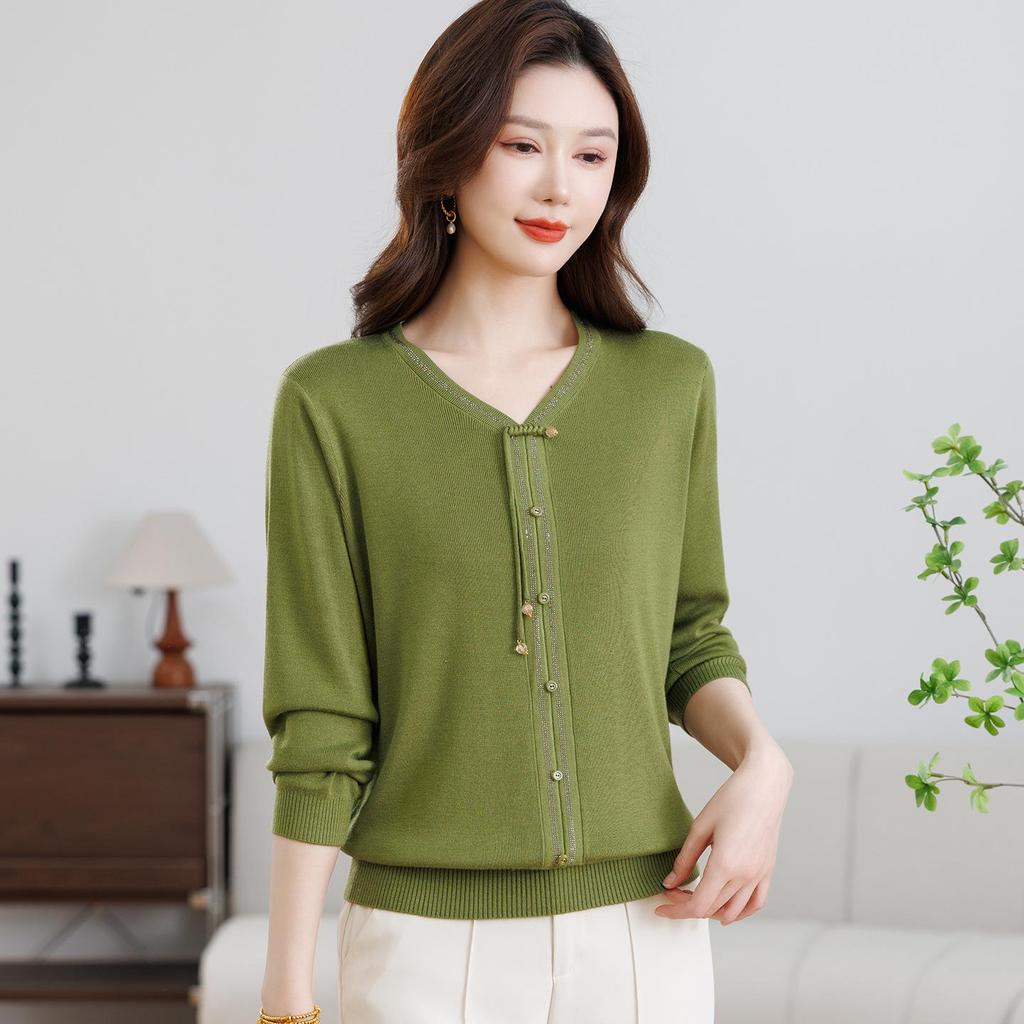 Mom's New Year Red Knit Top for Middle-Aged & Elderly Women - Stylish Chinese Style Year of the Rat Base Layer