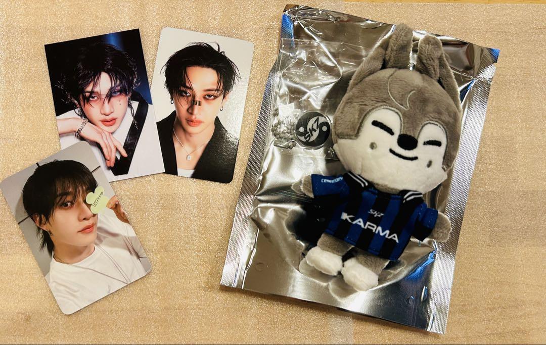 

[USED] Stray Kids SKZOO VER. Wolfchan Key Ring & Trading Card Set