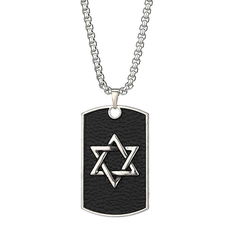 Stylish Titanium Steel Hip Hop Necklace With Geometric Pendant For Trendy Men And Women