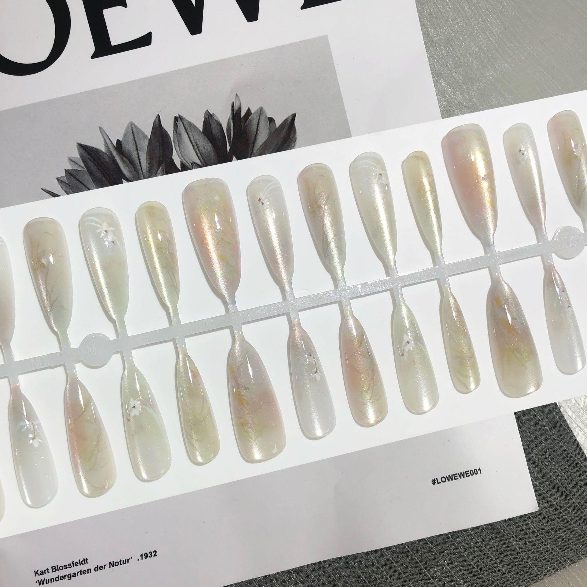 

Hidden Orchid: Jiangnan Water Town Press-on Nails - 30 Long Almond Suzhou Sketch Pieces