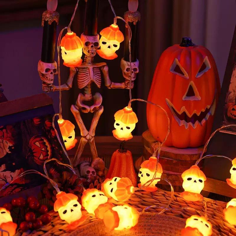 2025 Waterproof Outdoor LED Halloween String Lights for Courtyard Decoration and Atmosphere.