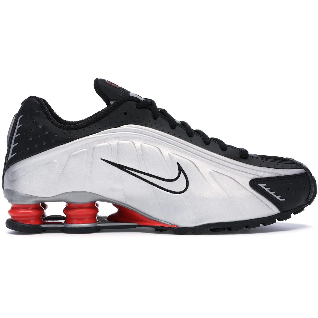 

Sneaker Nike Shox R4 Black Metallic Silver (2018/2024)(BV1111-008) 38.5