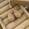 High-end Temperament Fashion Simple Metal Pearl Earrings Women's Light Luxury Temperament Earrings Design Sense Versatile Jewelry Stud Earrings