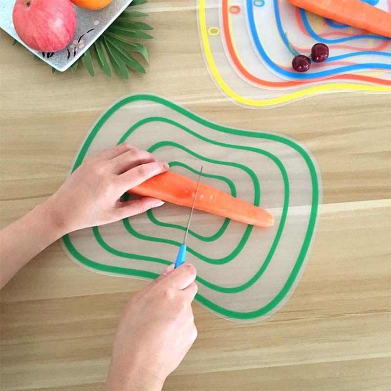 Nice Plastic Chopping Board Non-slip Frosted Kitchen Cutting Board Kitchen Tool