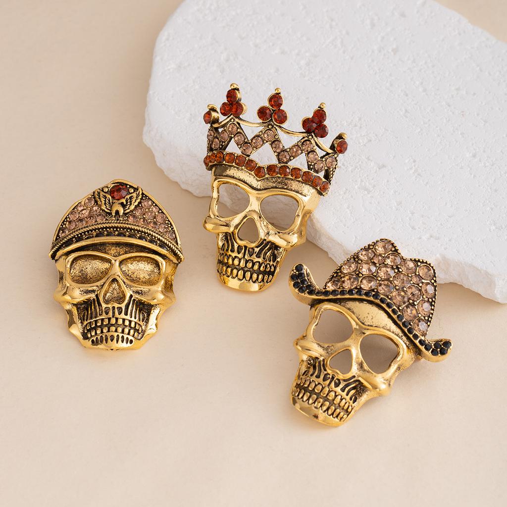 Exaggerated And Funny Personality, No Skulls, Halloween Brooches, Suits, Regular Clothes, Easter Accessories, Corsages.