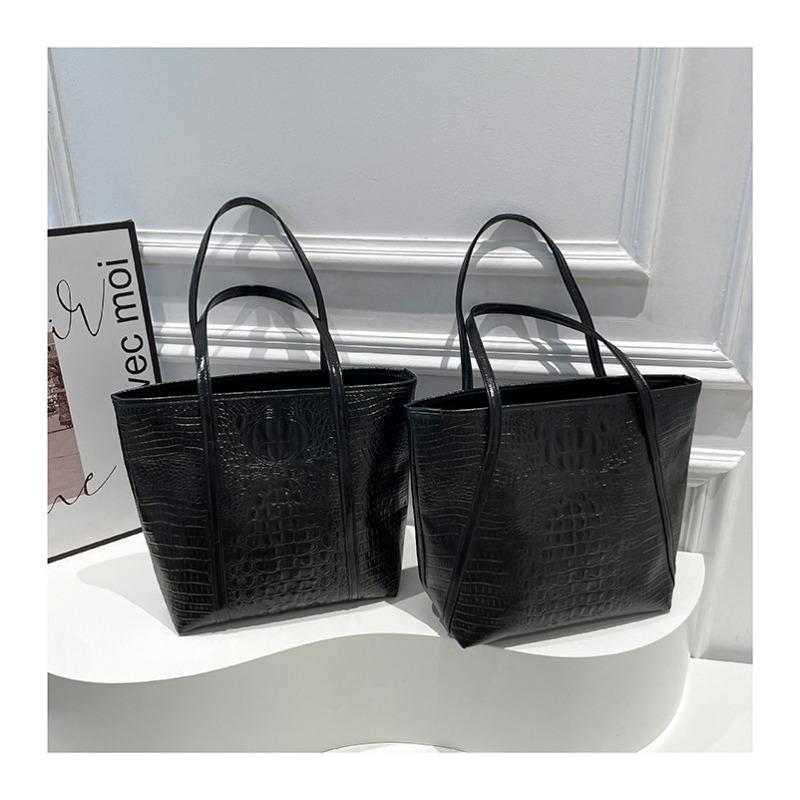 European Retro Crocodile Print Faux Leather Tote Bag for Women, Spacious Vintage Style Shoulder Handbag, Casual Daily Commute Work Bag CLE