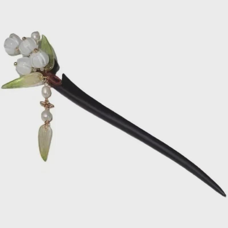 2024 Retro Magnolia Wooden Hairpin with Lily of the Valley Tassel: Simple Bun Accessory for Hanfu & Cheongsam