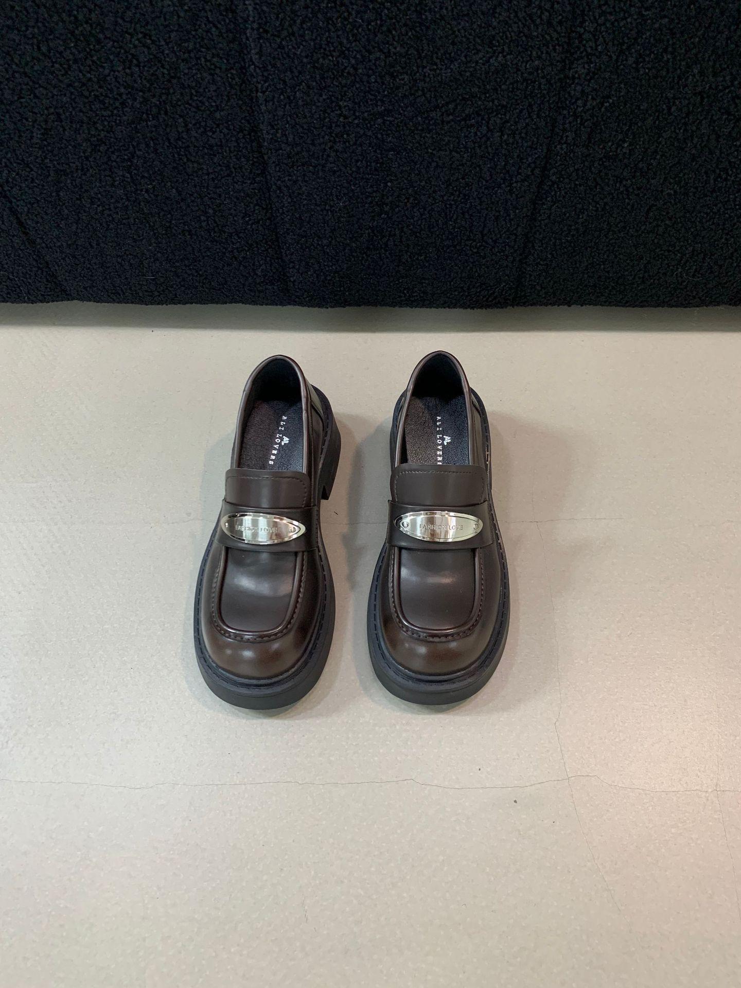 

туфли на толстом каблуке французский британский стиль ретро коричневые маленькие кожаные туфли женская обувь 2025 новые лоферы 39 коричневый