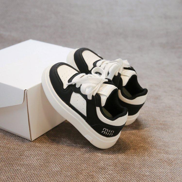 Children's sports shoes 2025 spring and autumn new girls versatile low-top board shoes lightweight non-slip boys casual shoes