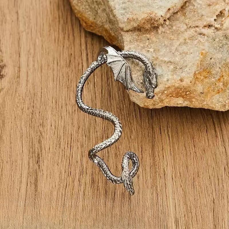 Retro Punk Gothic Flying Dragon Ear Studs for Men Women Exaggerated Style Earrings Jewelry