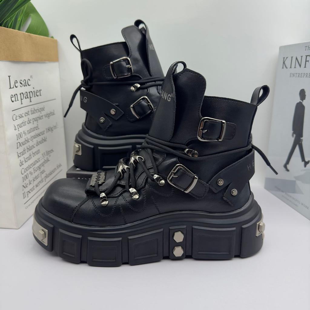 Men's Boots Fashion Design Metal Decoration Rivet Leather Boots High Street Hip Hop Dance Punk Motorcycle Men Boots Botas Hombre