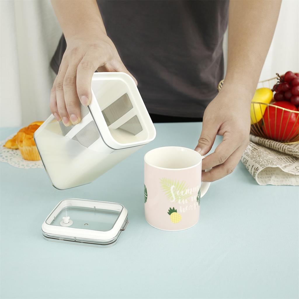 1 Stück Griechischer Joghurt-Sieb 1100 ML Feines Netz Joghurt-Filter mit Klarem Deckel Kompakter Käse Joghurt Molke-Separator Lebensmittelqualität Joghurt