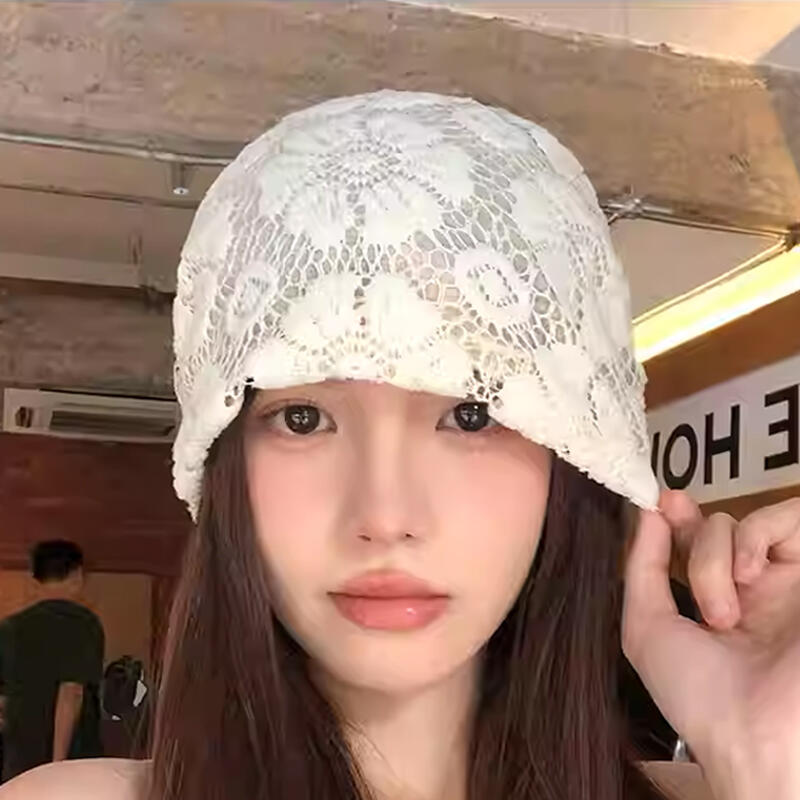 

Irumi Floral Knit Beanie Hat white