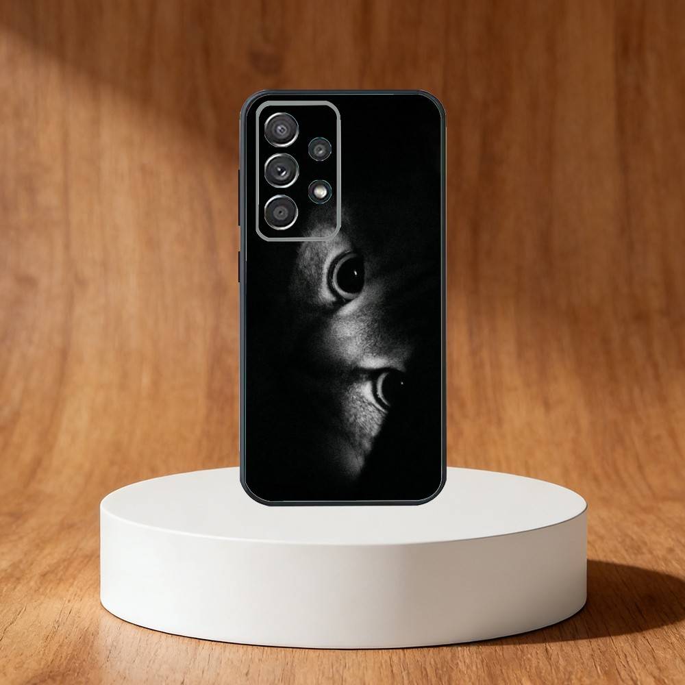 Black Cat Staring Eye Phone Case For Samsung S25,S24,S21,S22,S23,S30,Ultra,S20,Plus,Fe,Note,10,9,5G Black Cover