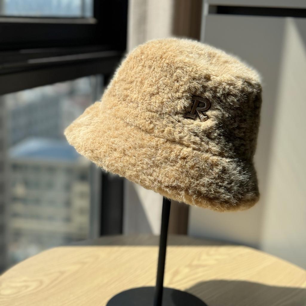White Plush Hat for Men in Autumn and Winter Imitation Rabbit Fur New Fisherman Hat Men's Korean Style All Match Face Showing Small Cold Hat Basin Hat