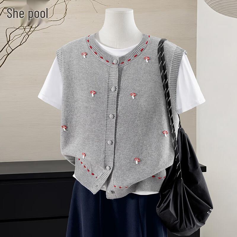 

Женский вязаный жилет с вышивкой грибов One Size