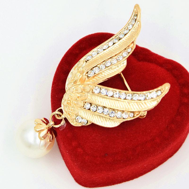 Gold-Plated Rhinestone Angel Wings Brooch - Fashionable Women's Lapel Pin B1014
