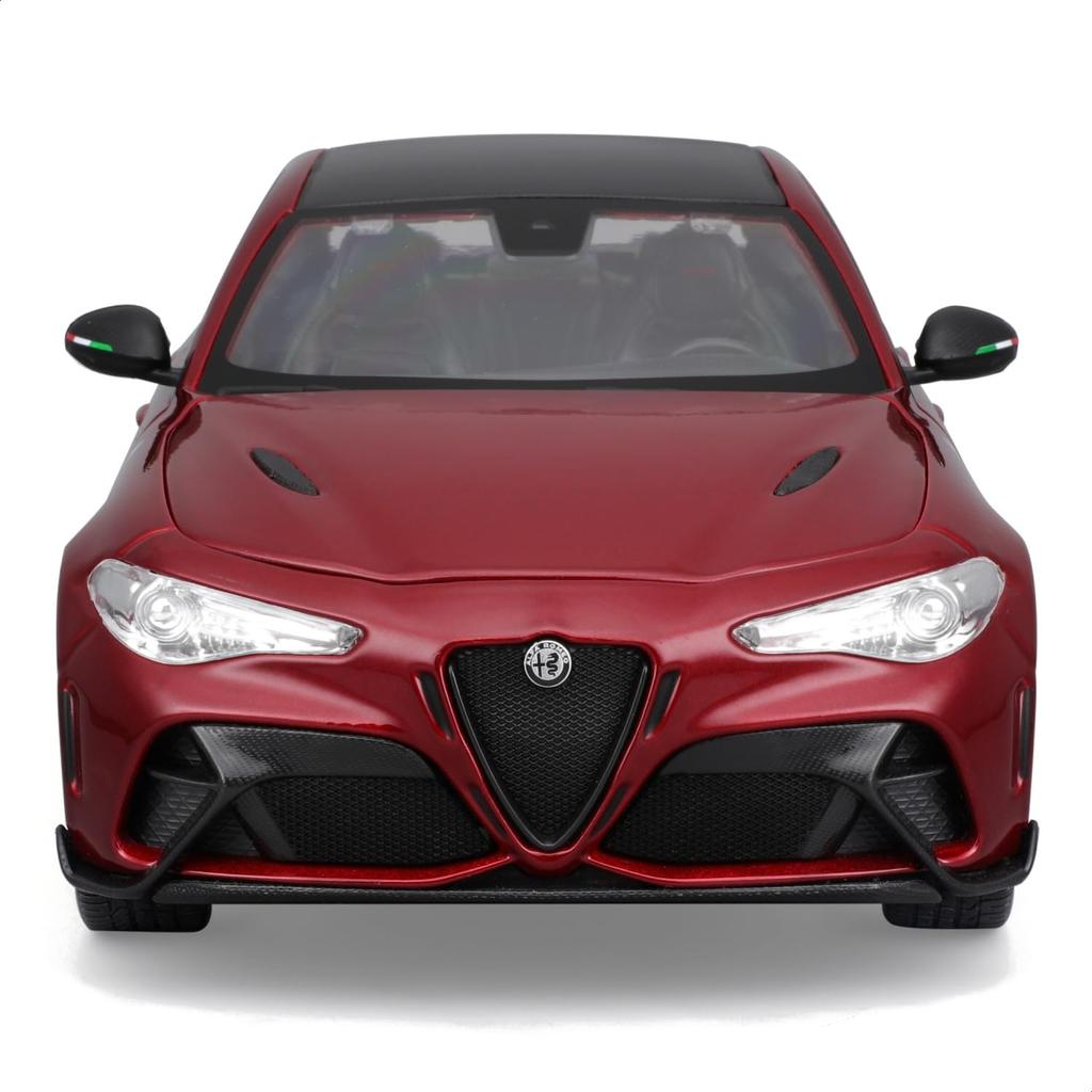 Bburago 1/18 Scale Alfa Romeo Giulia GTAm 2020 Red / Diecast Model Car, Finished Product, 18-11049 RD [Parallel Import]