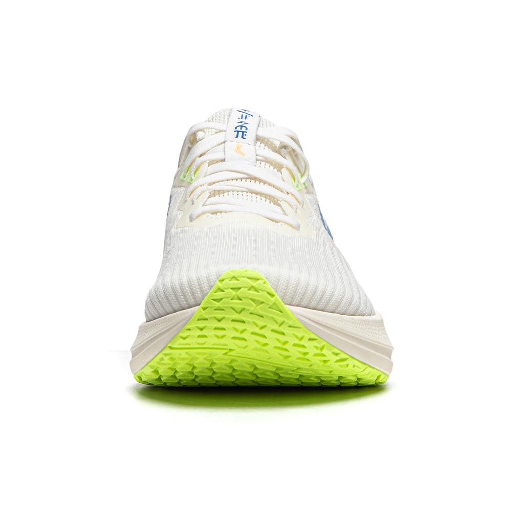 New LiNing Red Hare 7 Cushioning Abrasion Resistant Lightweight Low Top Training Racing Running Shoes Women's Ecru ARPV024-5