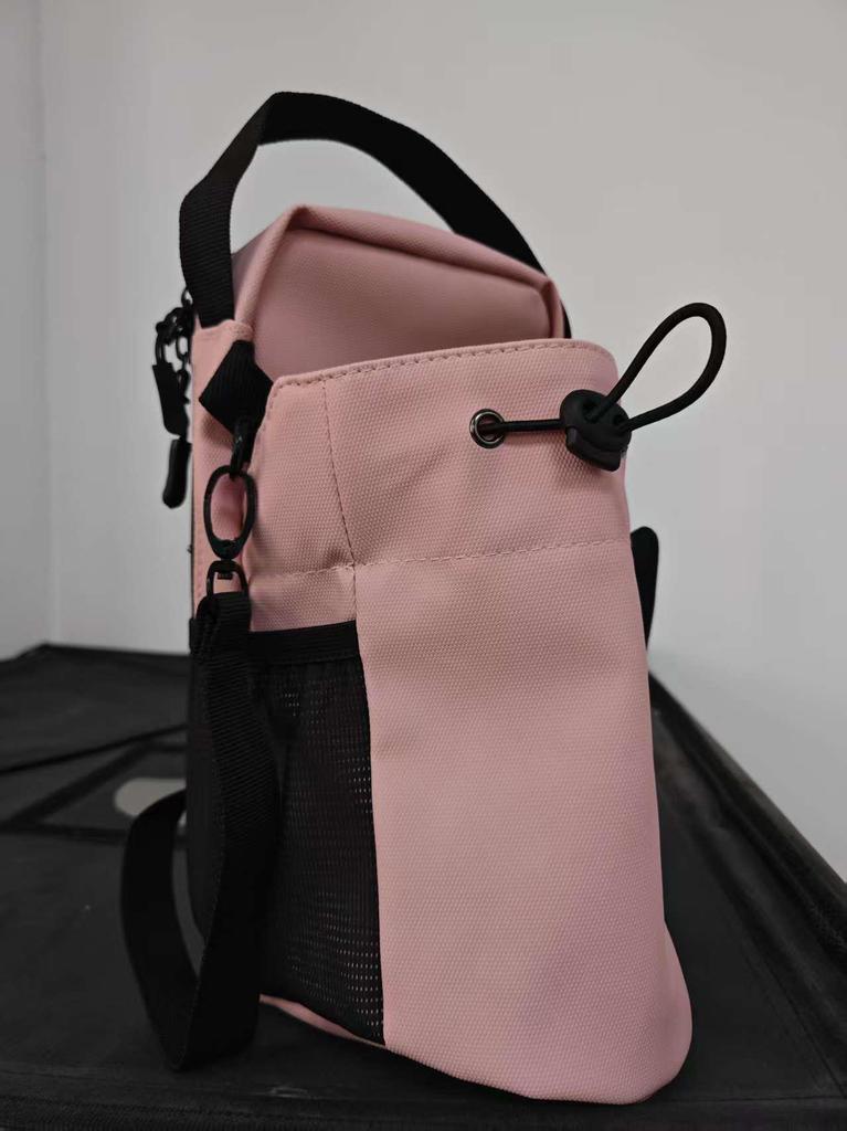 Multifunctional Magnetic Water Bottle Crossbody Bag with Phone and Key Storage