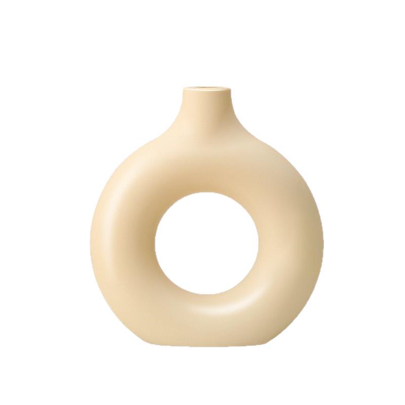 Retro Faux Ceramic Flower Vase - Simple Plastic Ornament for Dried or Real Flowers in Living Room