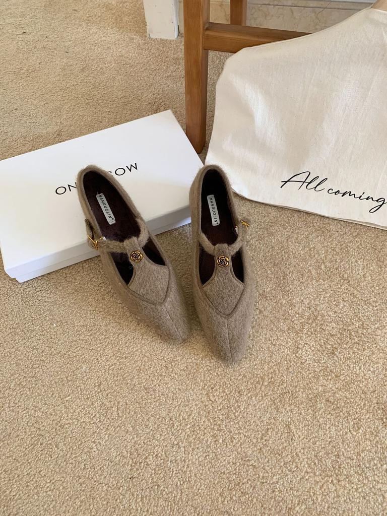 French one-word buckle with Mary Jane shoes shallow mouth splicing retro camellia commuting height increase single shoes women's commuting style