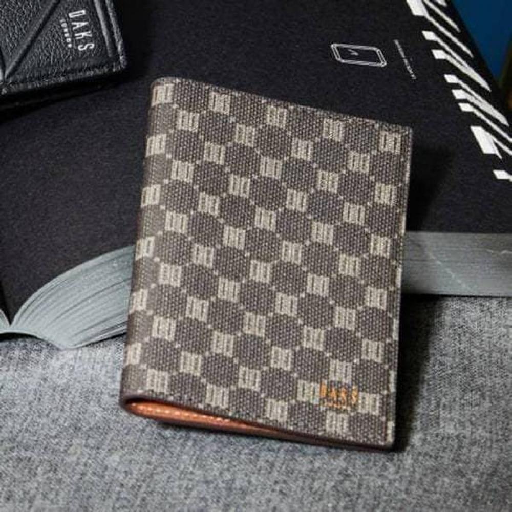 

Daks Brown Lewis Dd Pattern Slim Card Wallet Dbwa6e280w3 Single option