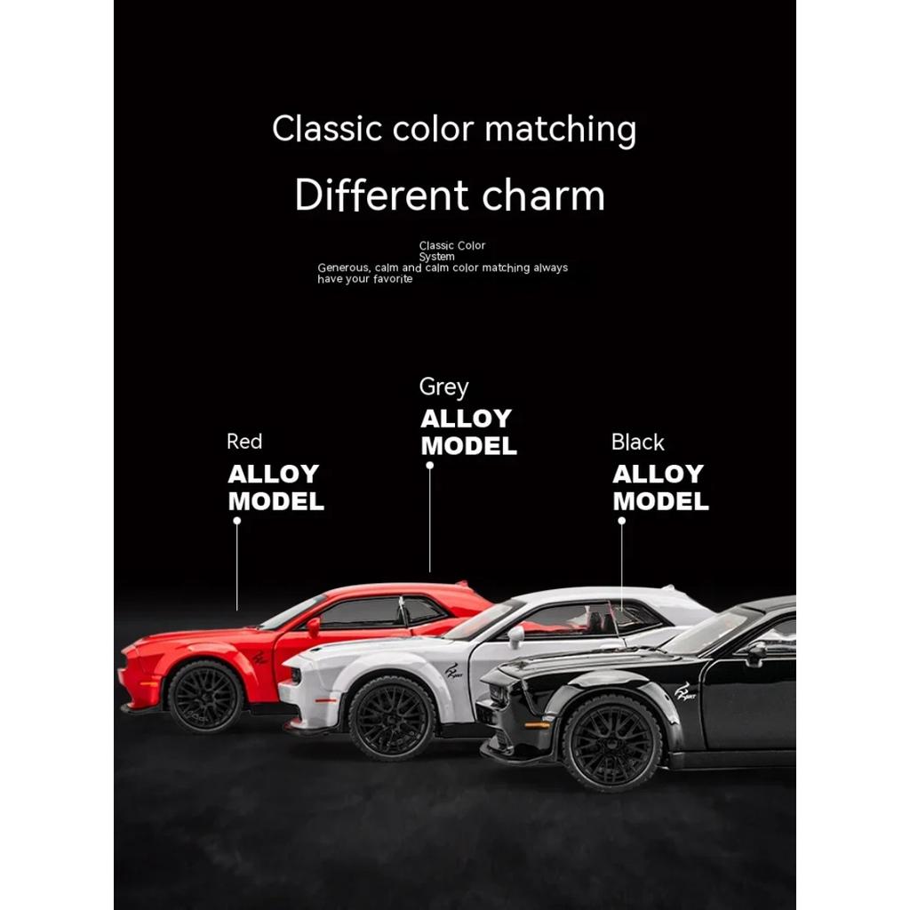 1/32 Scale Dodge Challenger Hellcat STR Red Eyes Toy Car DieCast Vehicles Metel Cars Decoration Pull Back Model Cars with Sound and Light