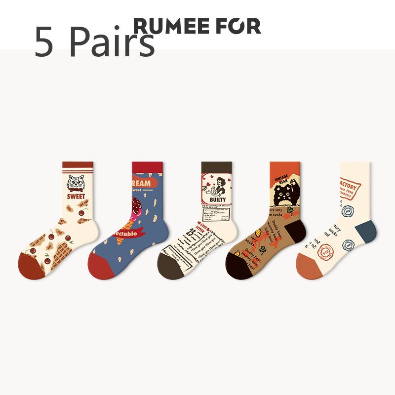 5 Pairs of Women Retro Personality Skateboards Wearing Mid Tube Socks