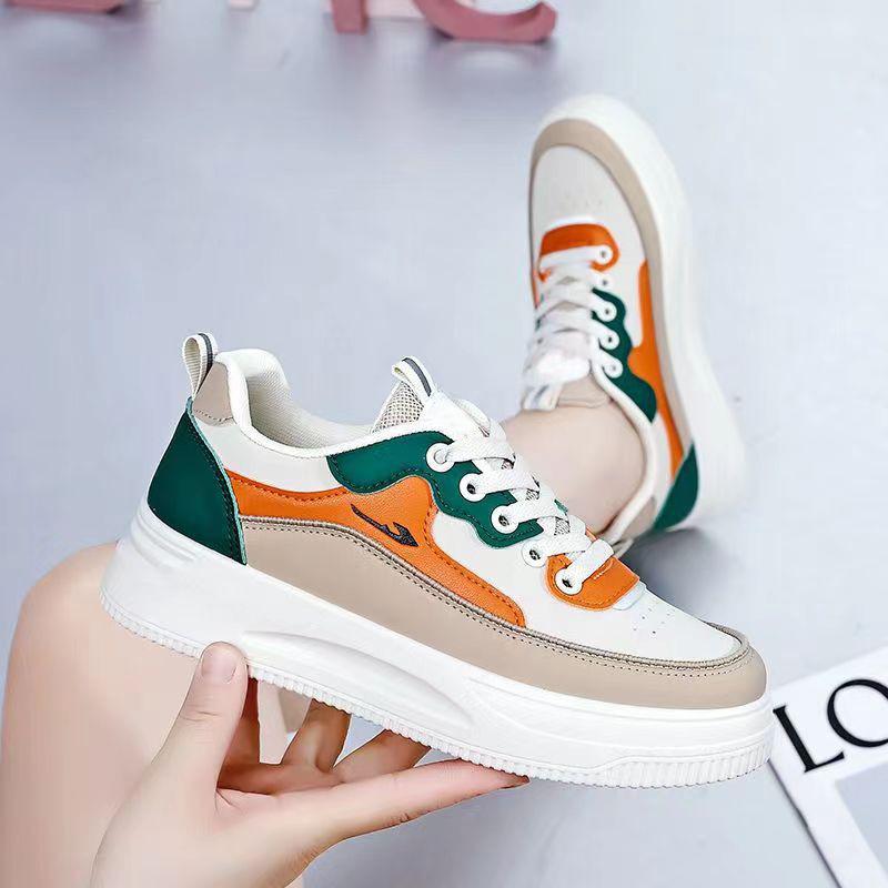 New Spring and Autumn Board Shoes Women's Thick-soled Versatile Korean Version Ins Trendy Non-slip and Lightweight Student Little White Shoes Women