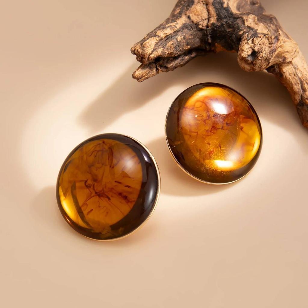SHIXIN Vintage Geometrické Náušnice Studs s Gradientní Pryskyřicí pro Ženy Módní Minimalistické Kulaté Piercingové Náušnice Barvy Karamelu