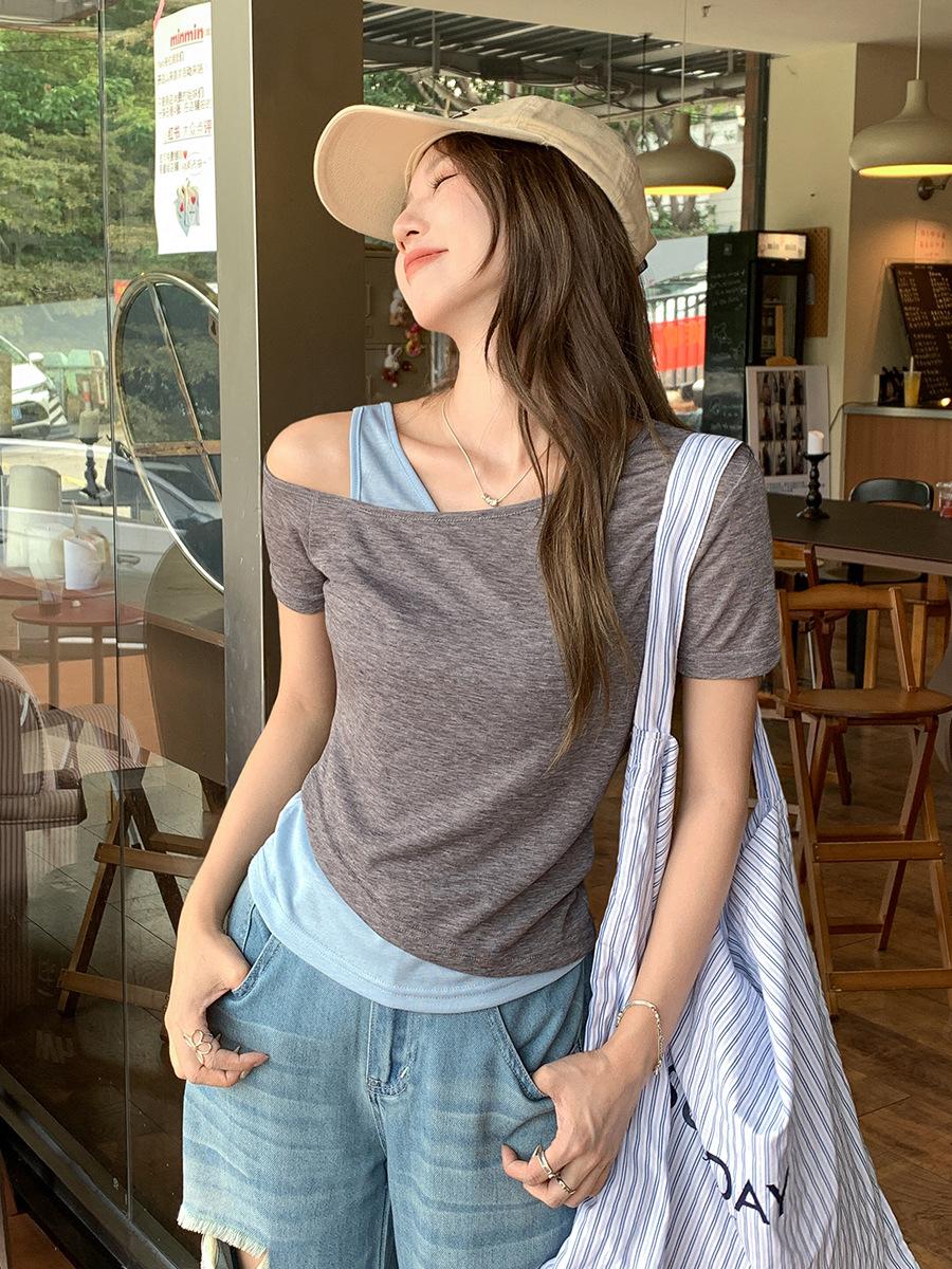 

Chic design fake two-piece diagonal collar off-shoulder short-sleeved T-shirt women s summer new thin pure desire chic top S