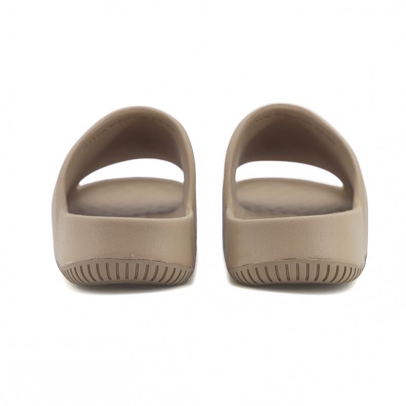 Nike Cam 2.0 Slide