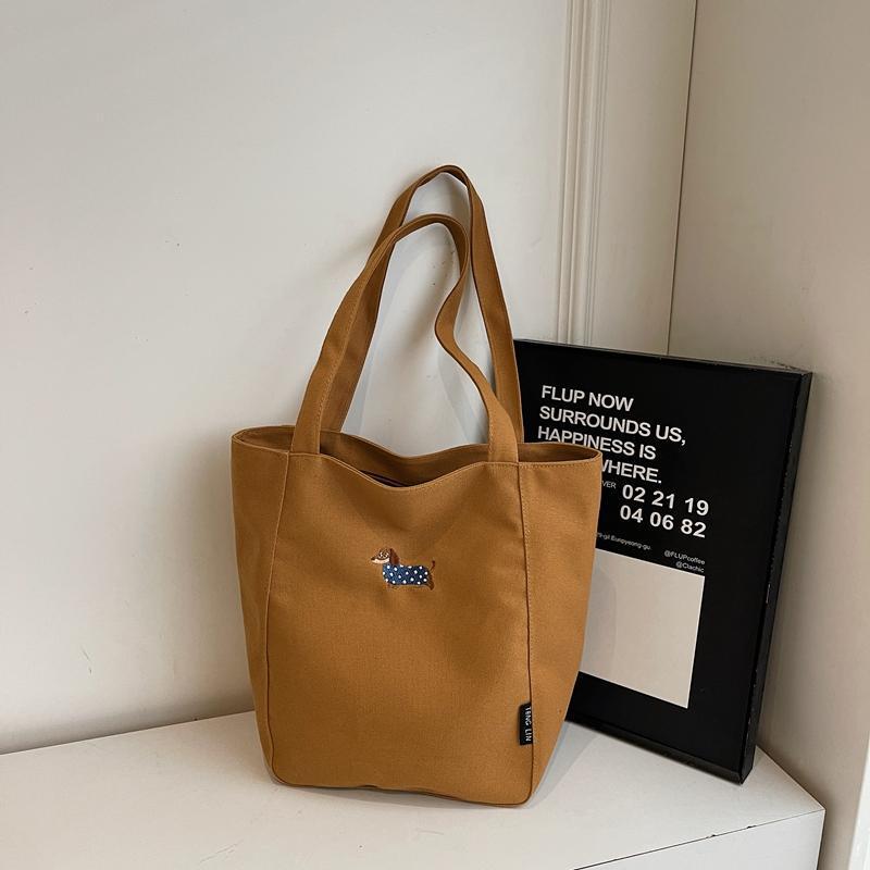 2026 Women's Large Capacity Canvas Tote Bag - Versatile Single Shoulder Bag for Autumn/Winter Commute and College.