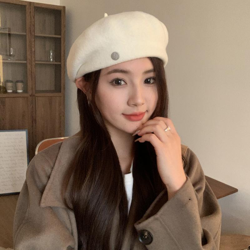 Autumn and winter beret small round label temperament wool hat female face small high quality elegant warm painter hat light luxury