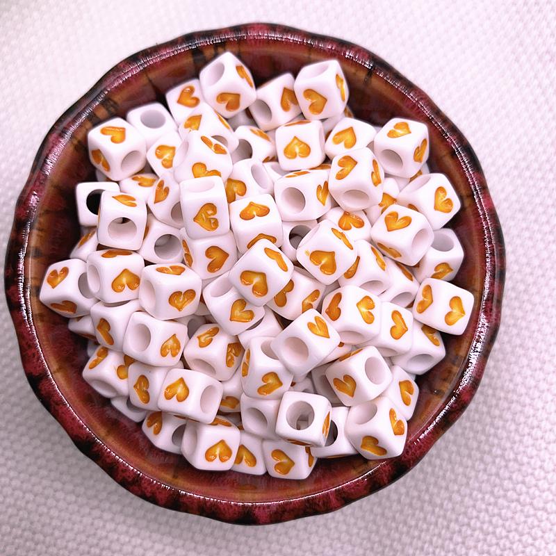 New 100pcs 6X6mm 7x4mm Spaced Acrylic Round Beads Love Heart Shape Beads for Jewelry Making DIY Charms Handmade Bracelet