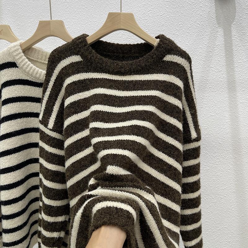 Sweater Women's Autumn and Winter New Retro Lazy Wind Knitted Sweater Striped Soft Waxy Comfortable Loose Top Bottoming Shirt